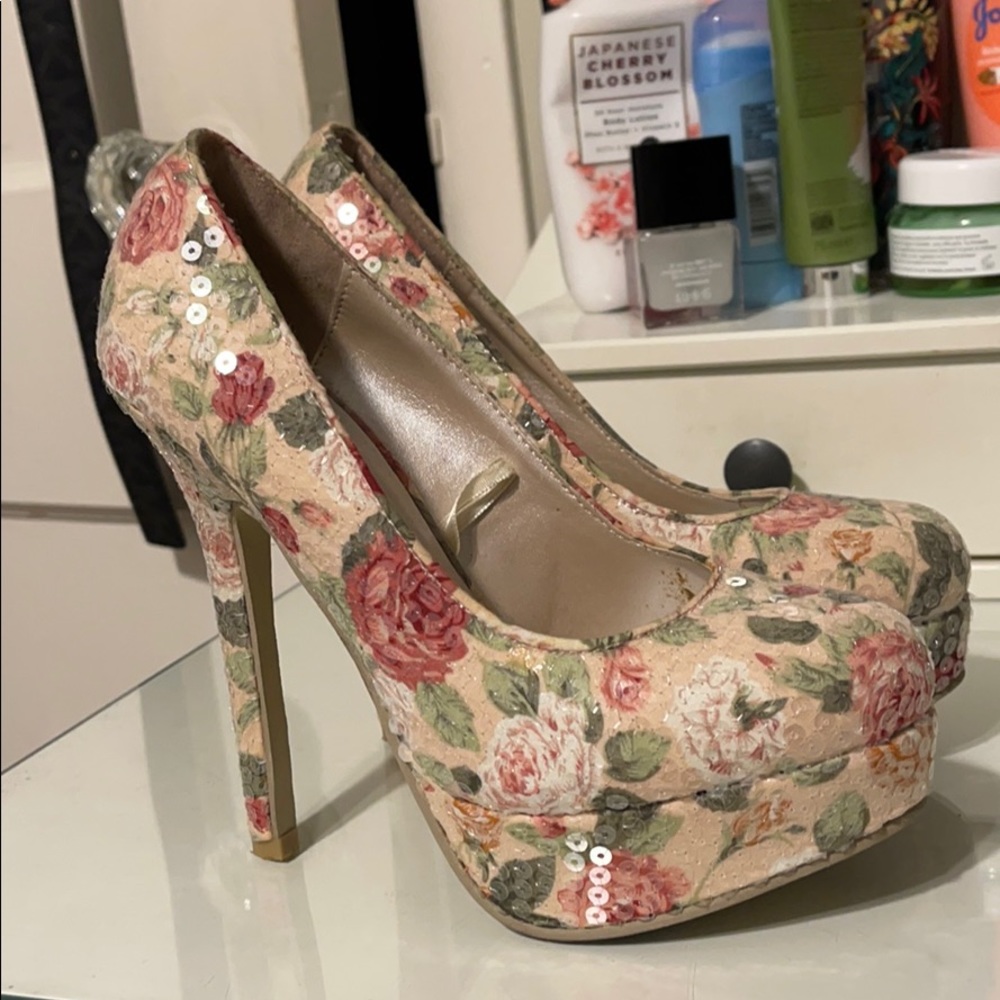 Forever 21 used shoes size 6